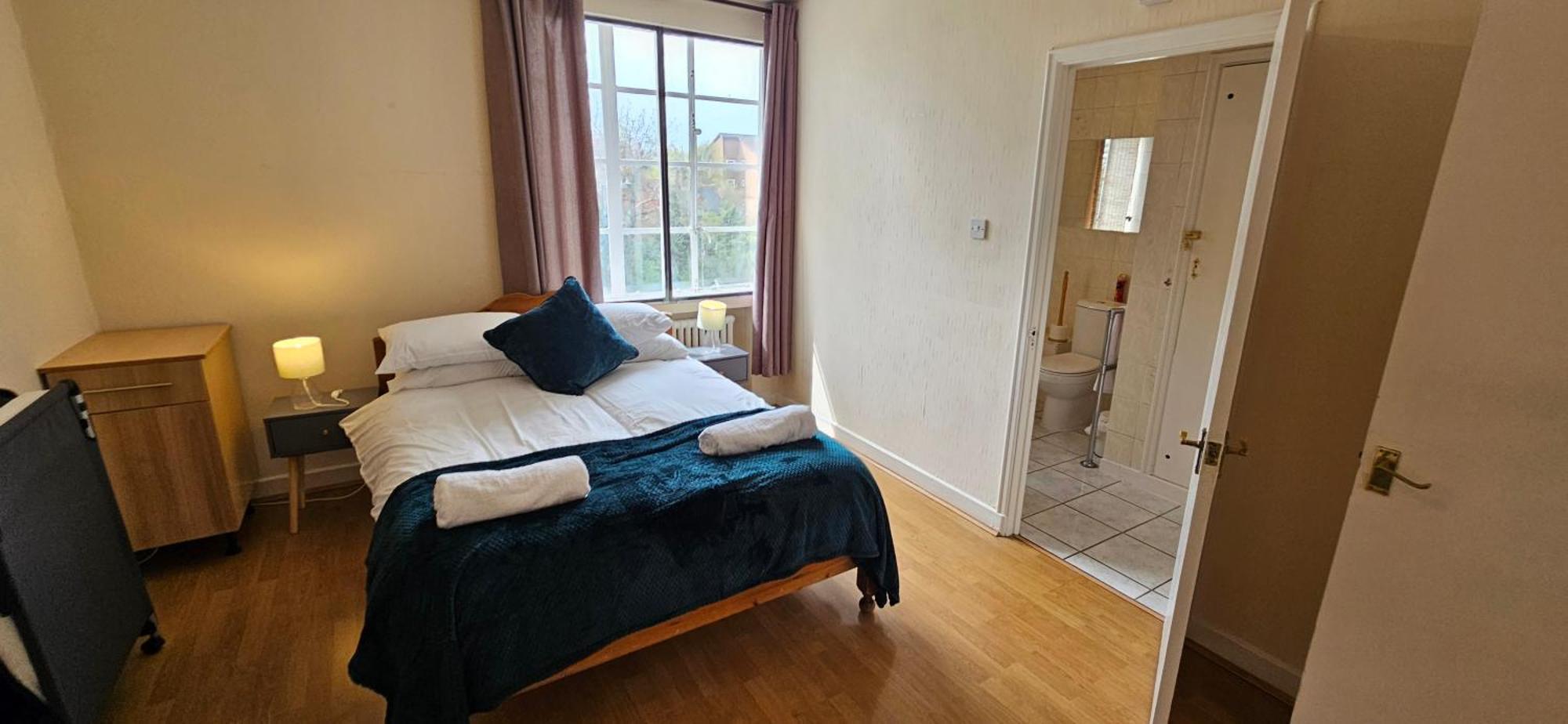 Elegant 1-Bed Flat, Sleeps 5, London Nw6 - 5 Mins To Jubilee, Bakerloo & Overground Lines * London