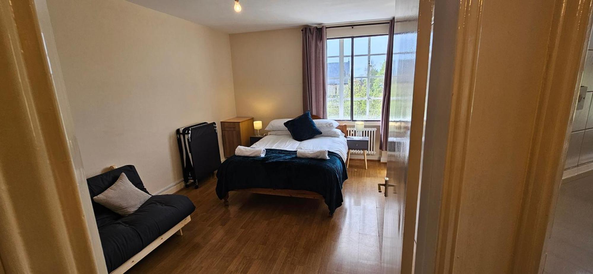 Elegant 1-Bed Flat, Sleeps 5, London Nw6 - 5 Mins To Jubilee, Bakerloo & Overground Lines Apartment