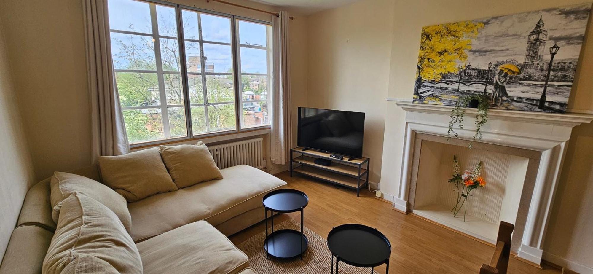 Elegant 1-Bed Flat, Sleeps 5, London Nw6 - 5 Mins To Jubilee, Bakerloo & Overground Lines Apartment *