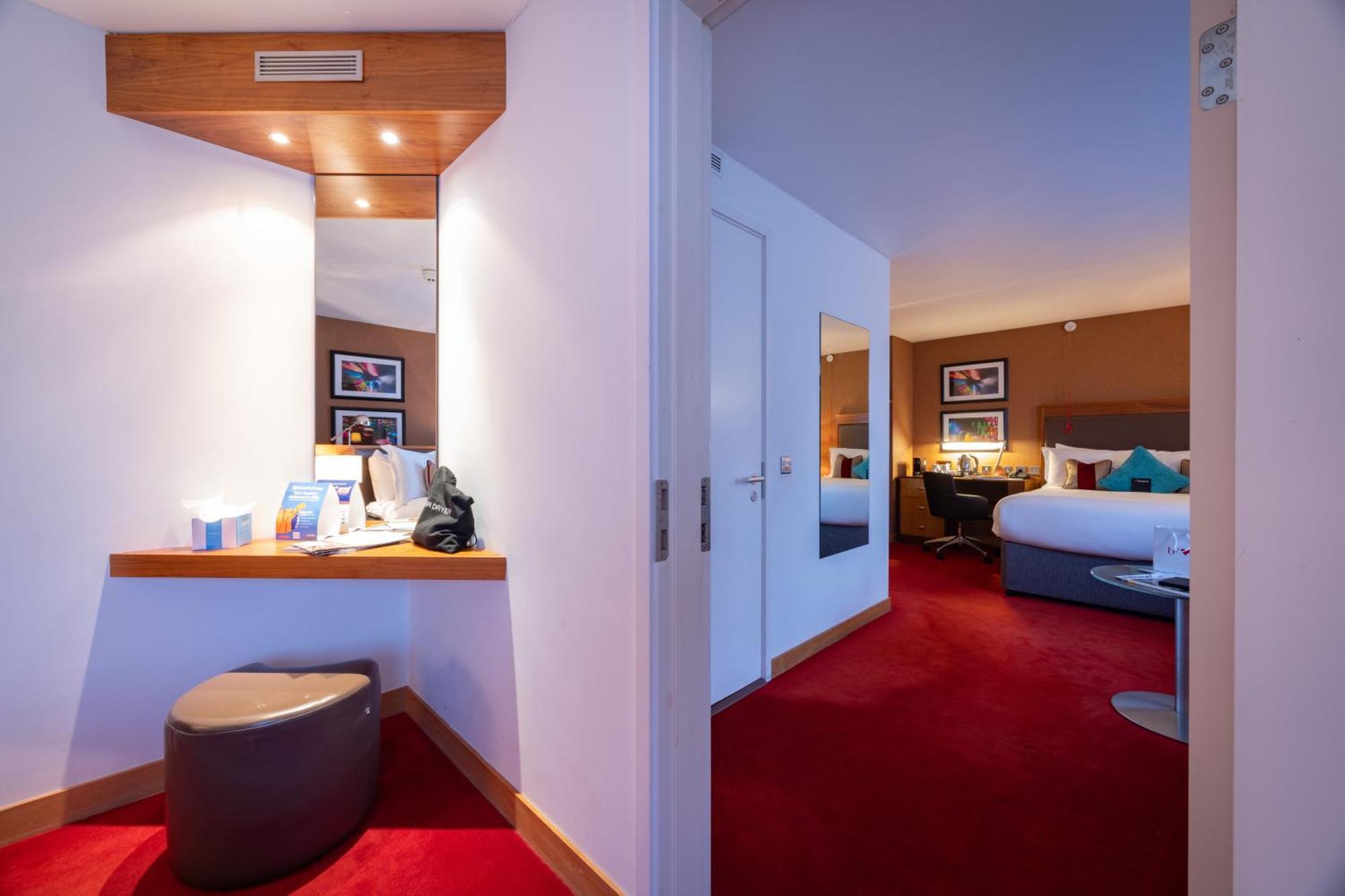 Hotel Bermondsey Square - A Bespoke 4*