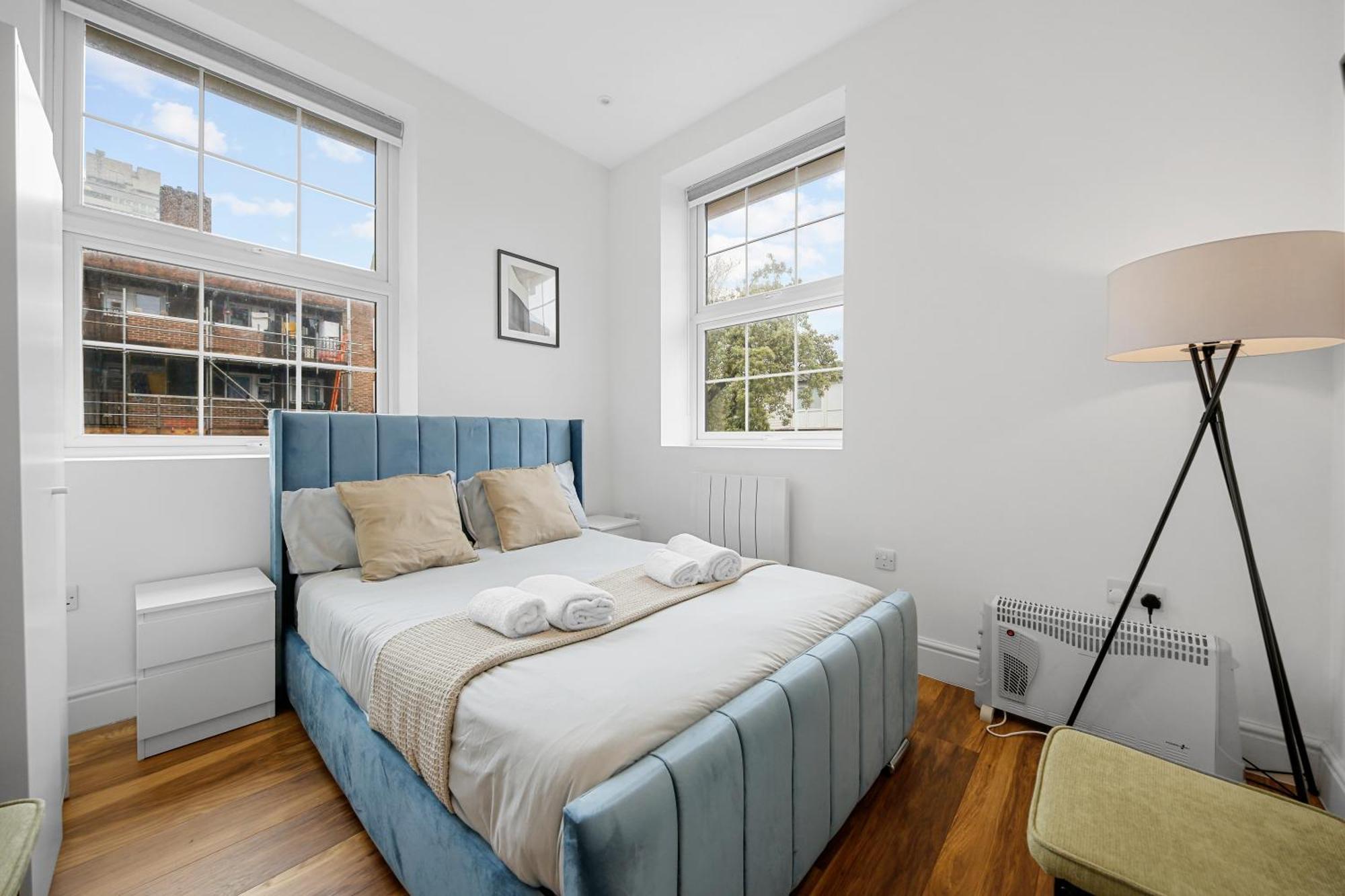 1 Bed In Stratford, With Free Parking & Wi-fi Apartment *