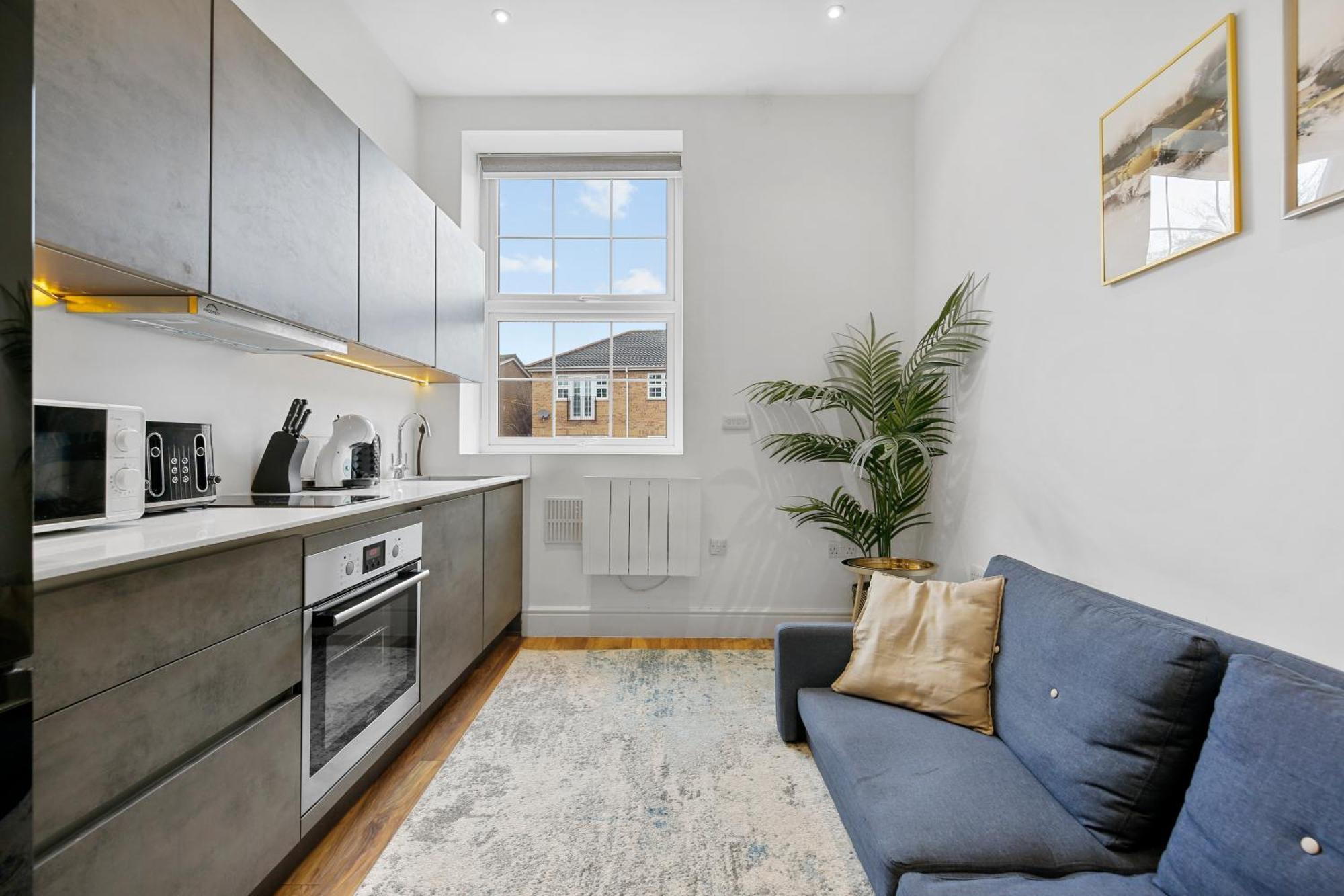 1 Bed In Stratford, With Free Parking & Wi-fi