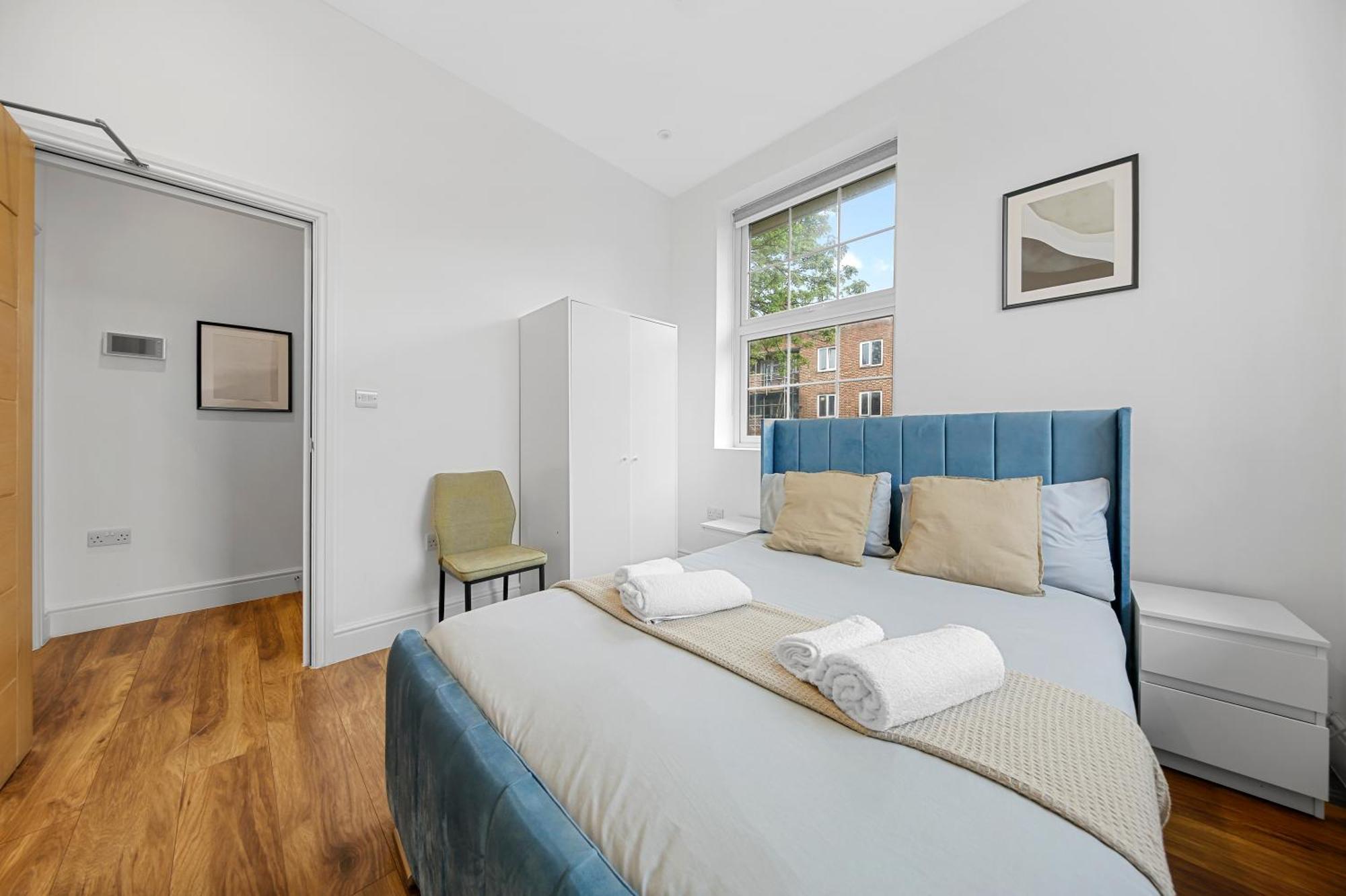 Apartment 1 Bed In Stratford, With Free Parking & Wi-fi