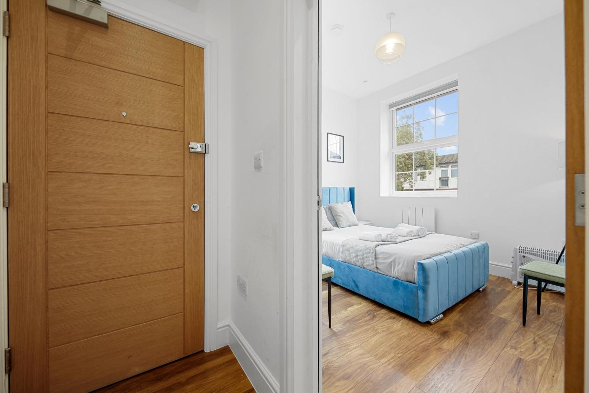 1 Bed In Stratford, With Free Parking & Wi-fi London