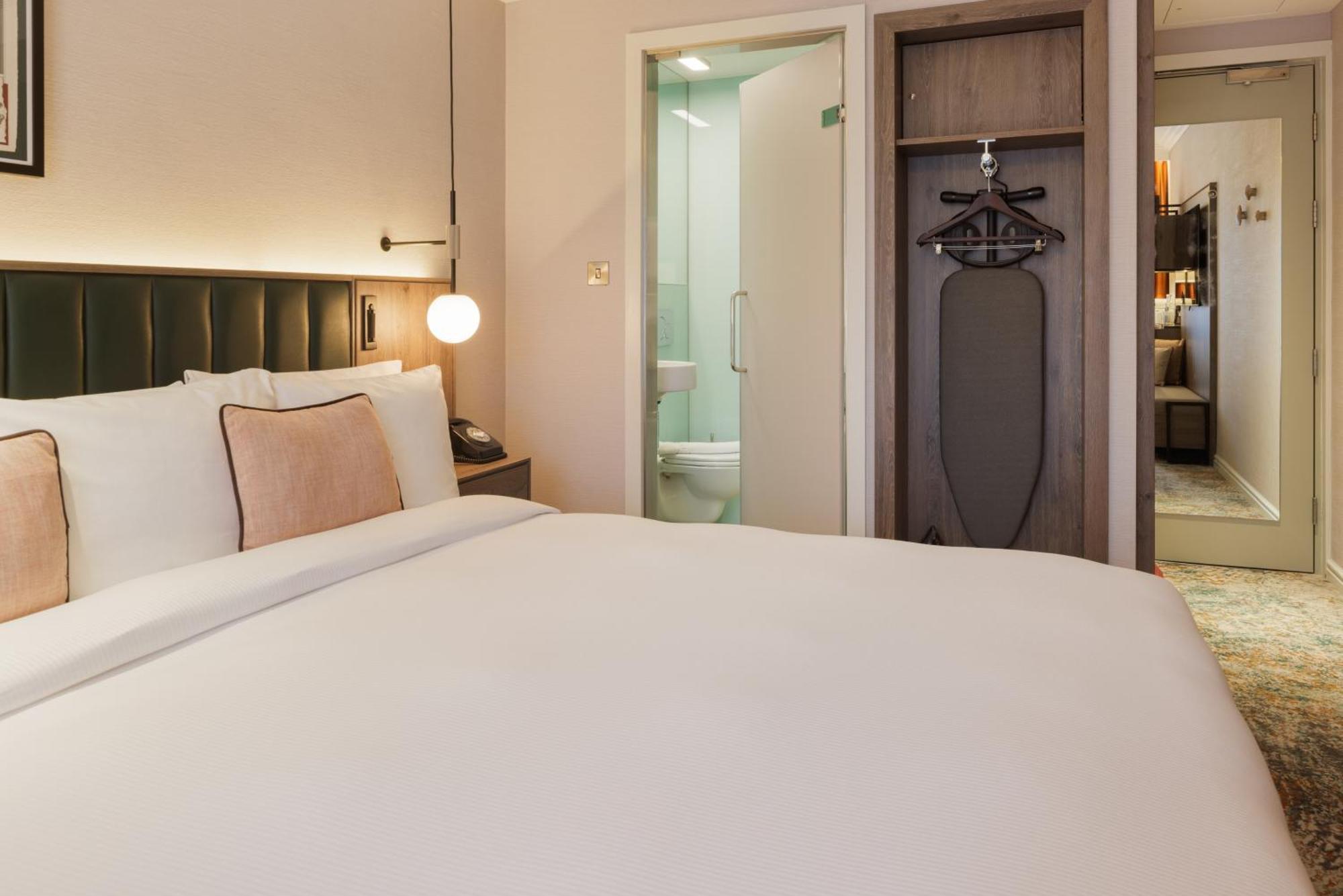 The Memoir Club Hotel London