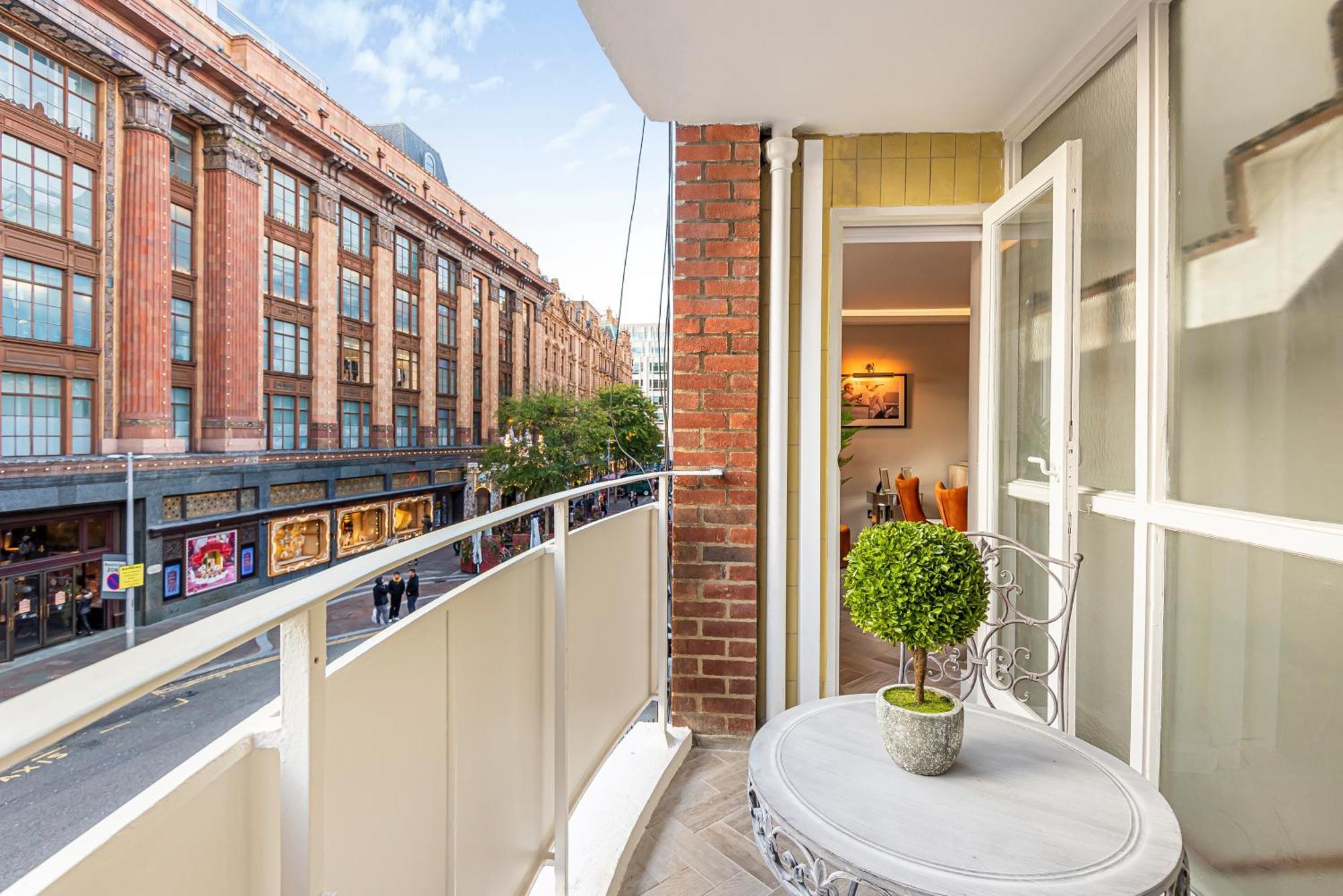 Appartement Luxury Flat 2br 2ba With Ac And Private Balcony View Of Harrods *