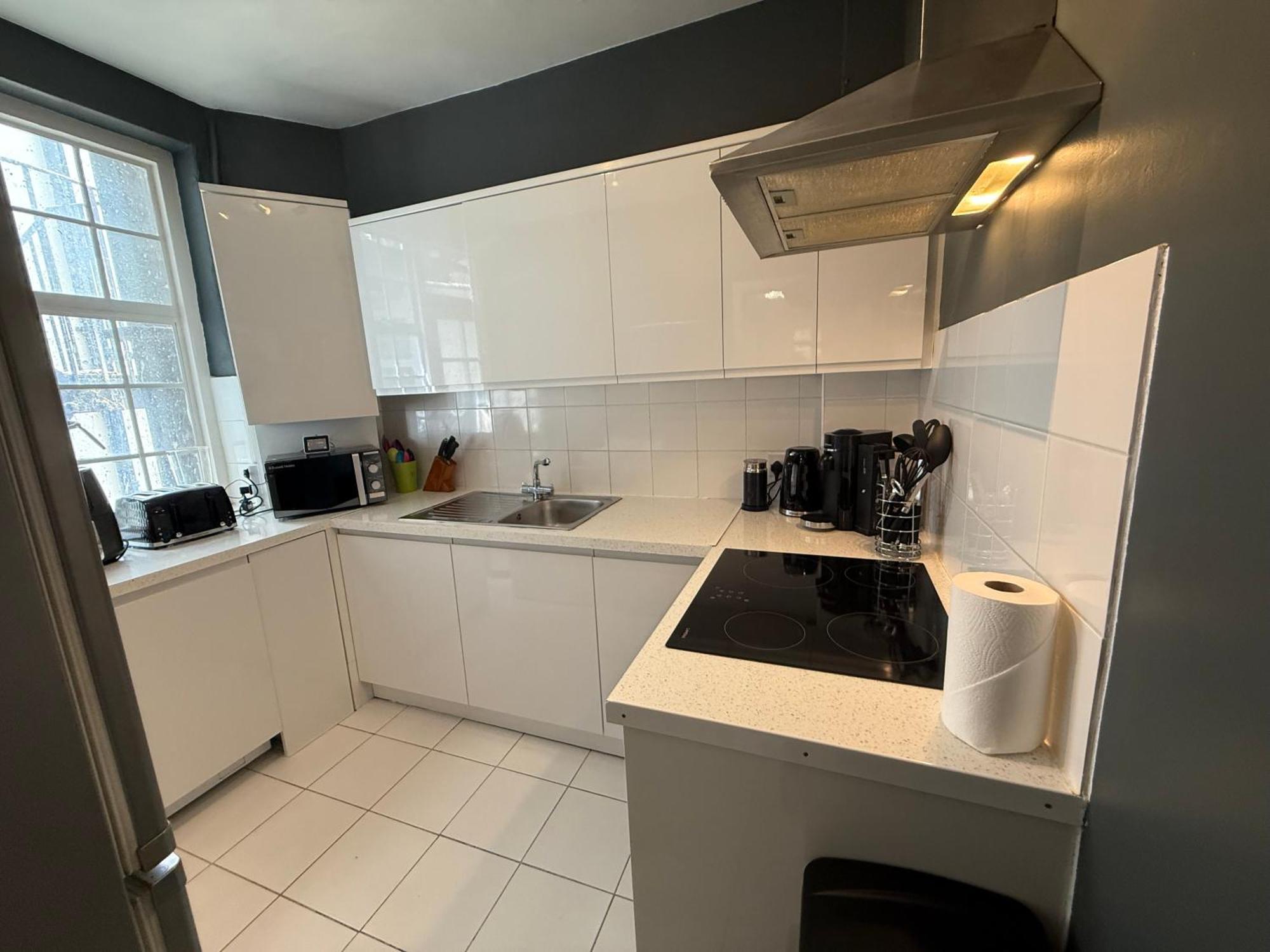 Apartment Stylish 3-bedroom Flat In Belsize Park Perfect For Families Business Trips! London