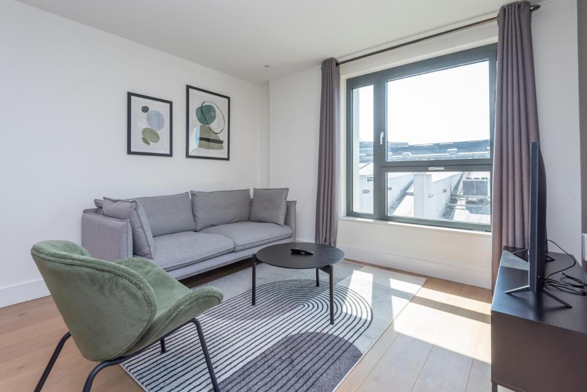 Apartment Stunning With Private Terrace *