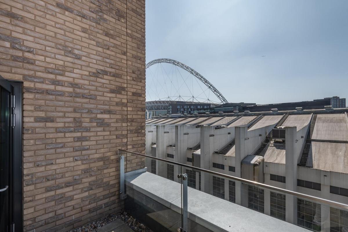 Stunning With Private Terrace Apartment