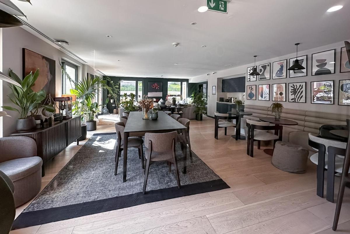 Stunning With Private Terrace *
