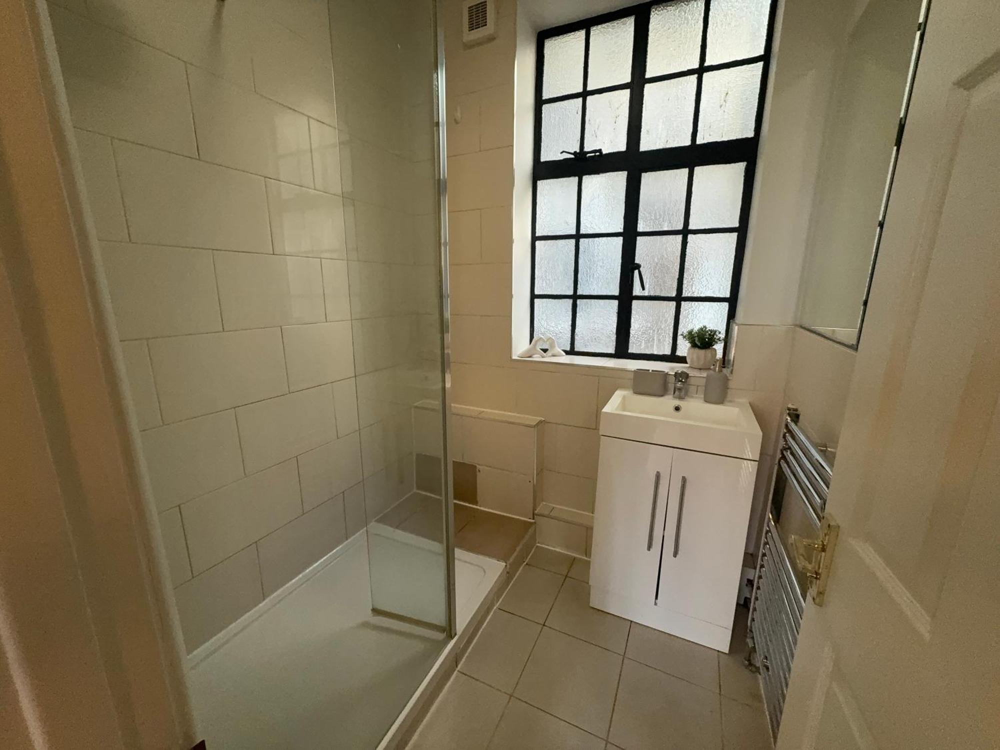 Apartment Stylish 3-bedroom Flat In Belsize Park Perfect For Families Business Trips!