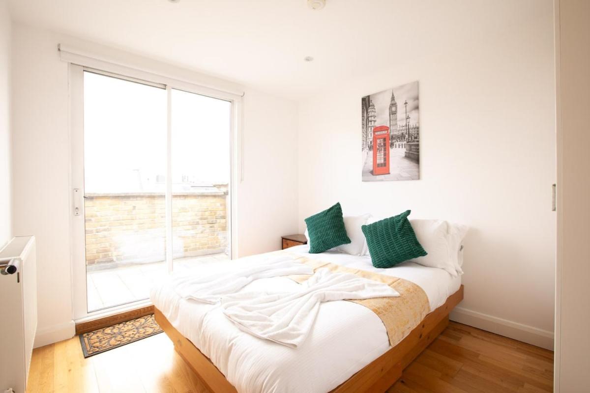 Shoreditch 3 Bedroom Large Lr 2 Balconies * London