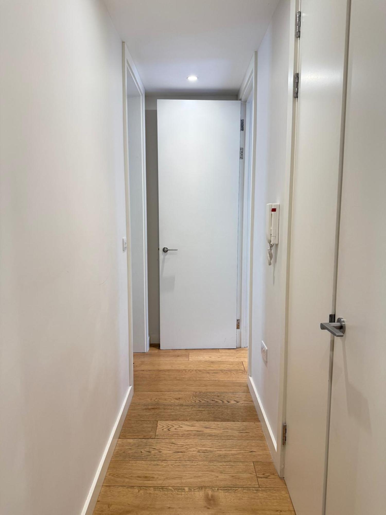 Apartment With 2 Bedrooms -sleeps6 London