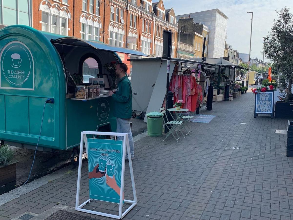 Entire By Northcote Road London
