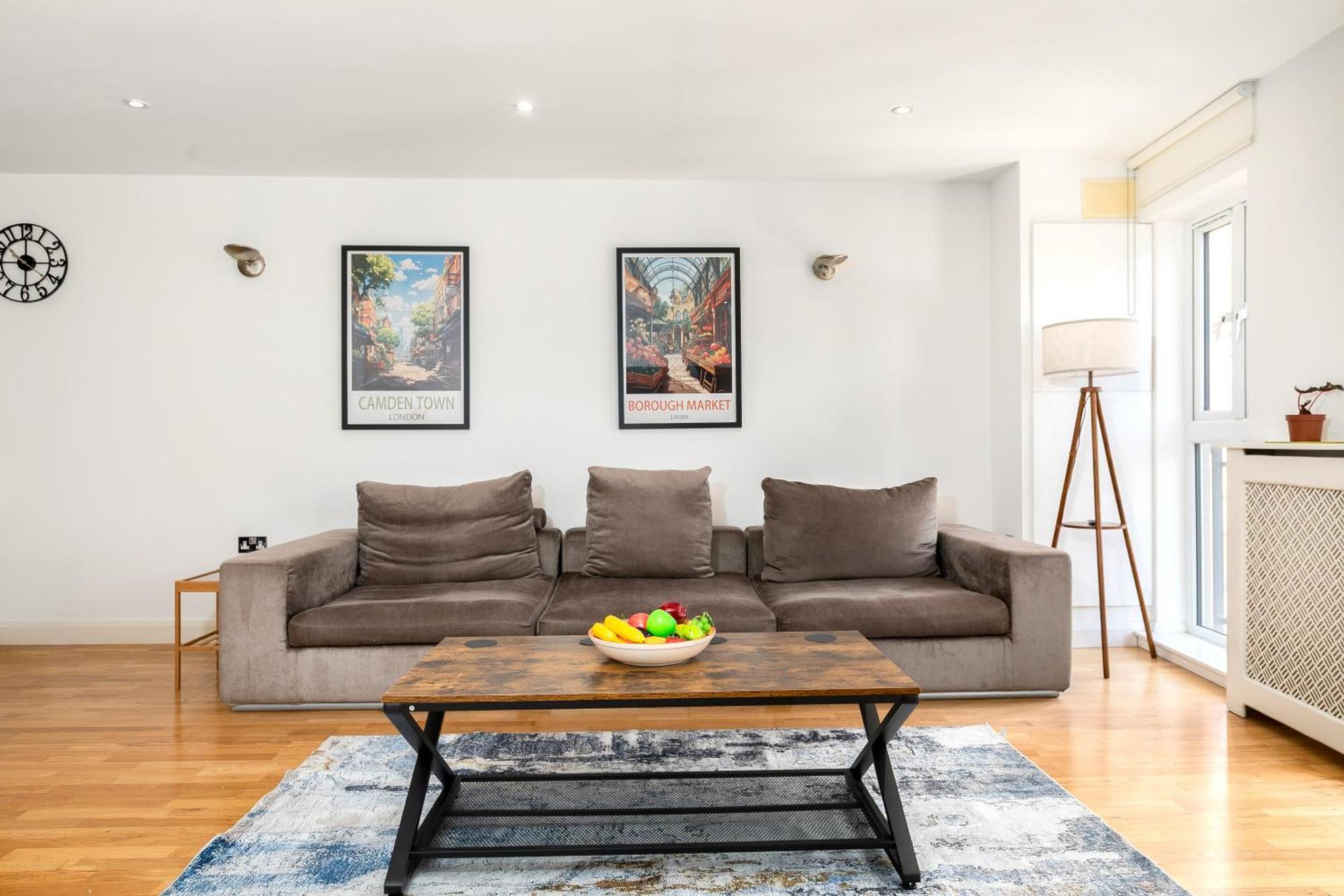 Shoreditch 3 Bedroom Large Lr 2 Balconies Apartment London