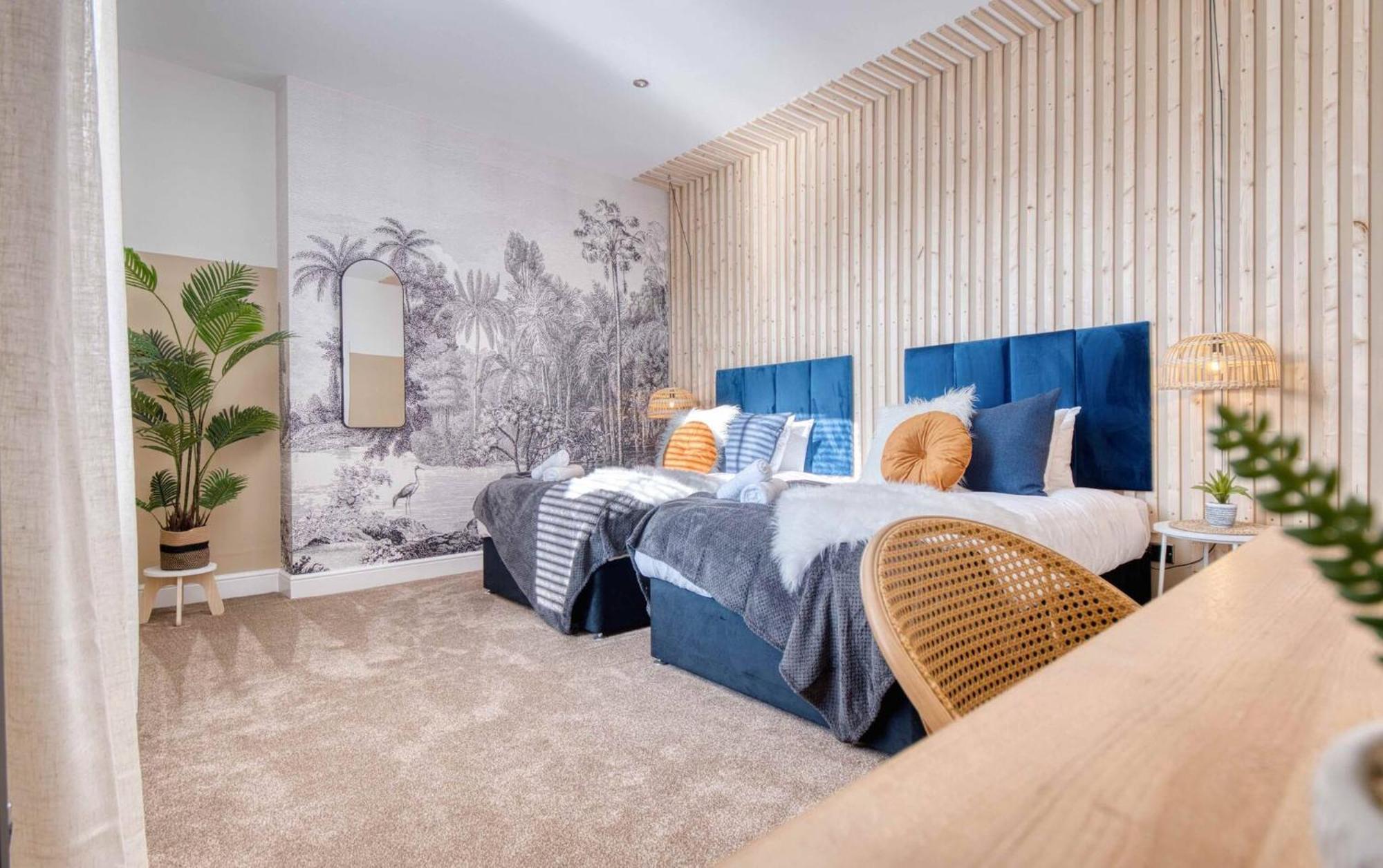 Putney High St - Hot Tub, Rooftop & Cinema * London