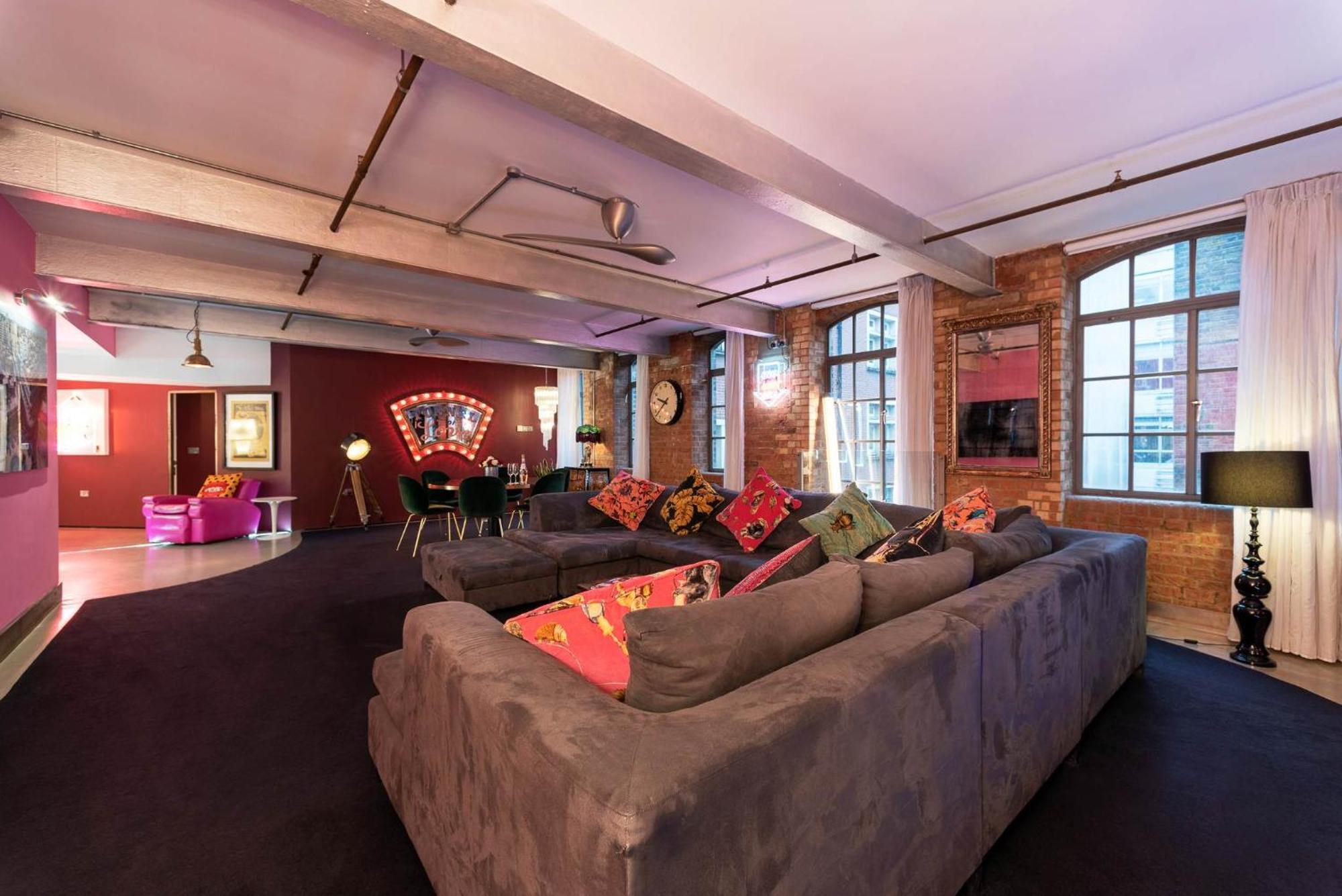 Appartement Amazingly Luxurious Loft Apartment, Soho - 3 Bedrooms, 2 Bath & Office Londen