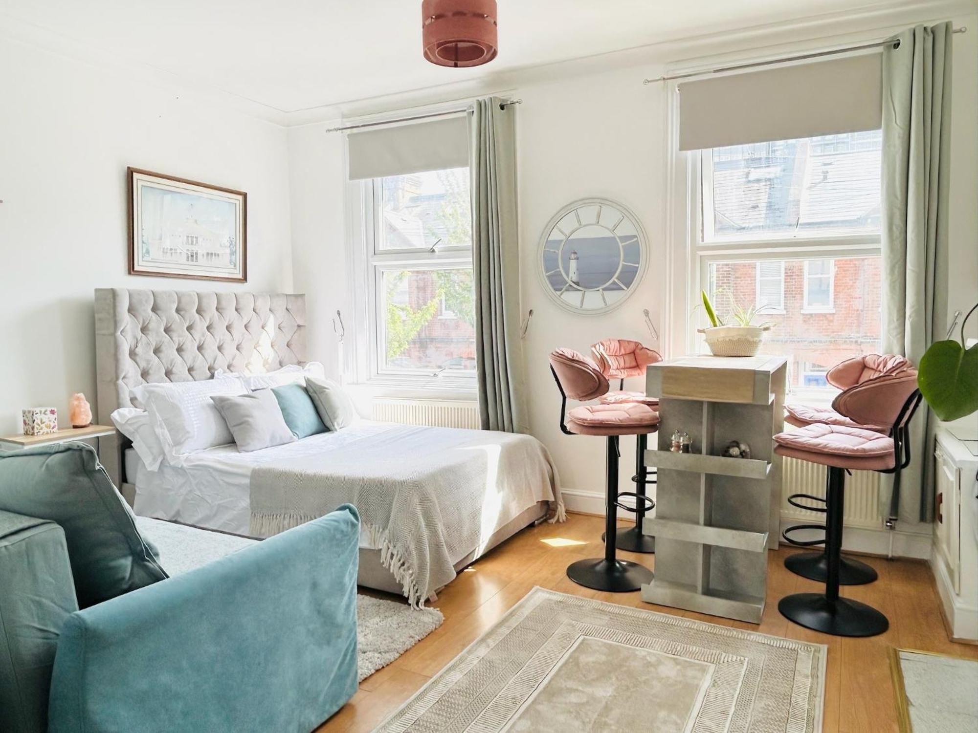 Apartment Apollo Hammersmith London