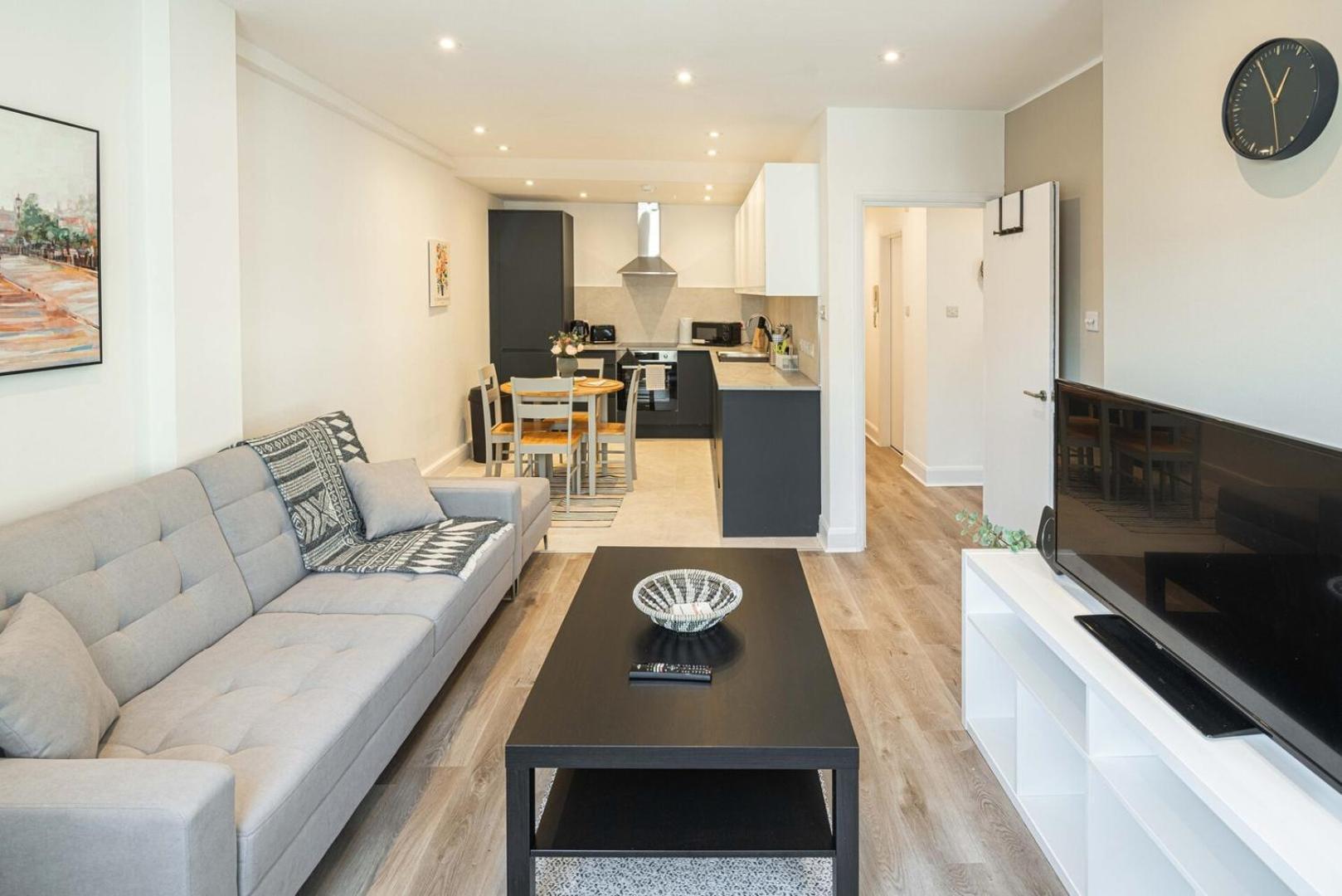 Modern 2br Flat In Soho * Londen