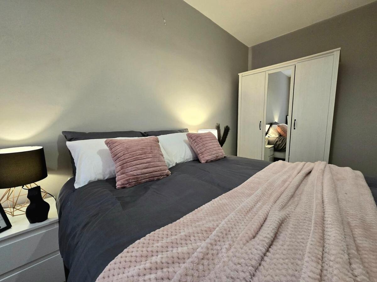 Apartamento 2br Gem Stylish & Spacious Kings Cross Flat Londres