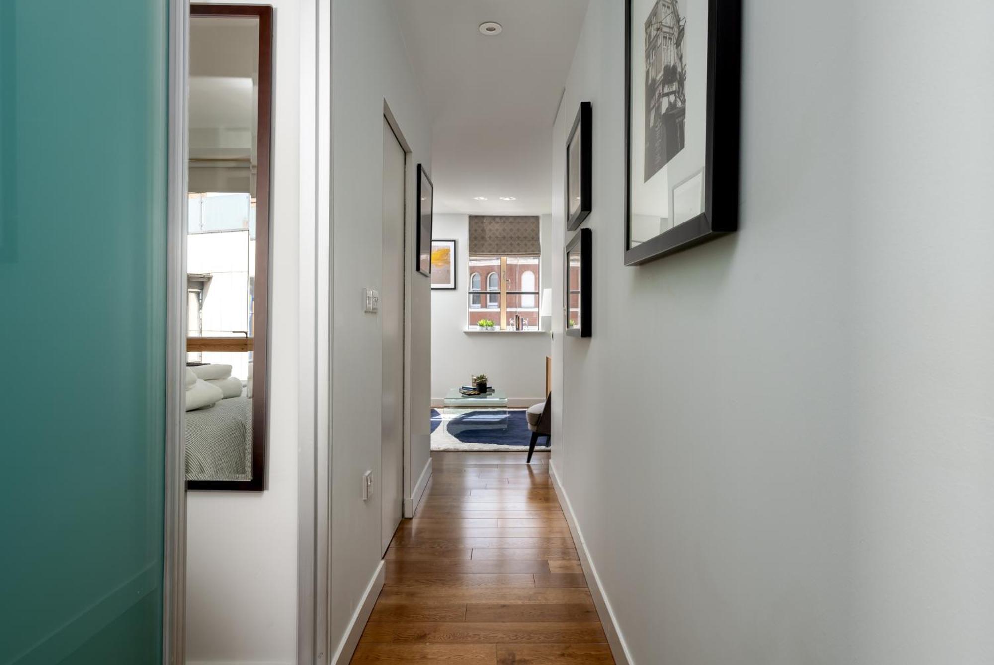 Liverpool Street I Your Apartment *