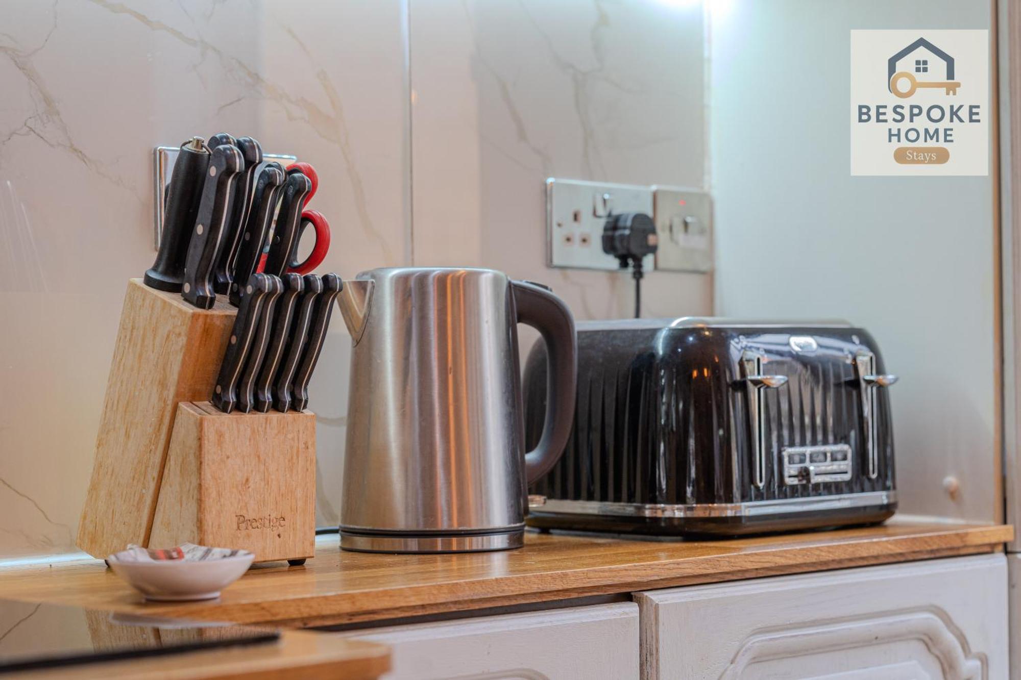 Holiday home Modern 4 Bed 3 Bath House - 4 Groups With Free Parking - Central London London