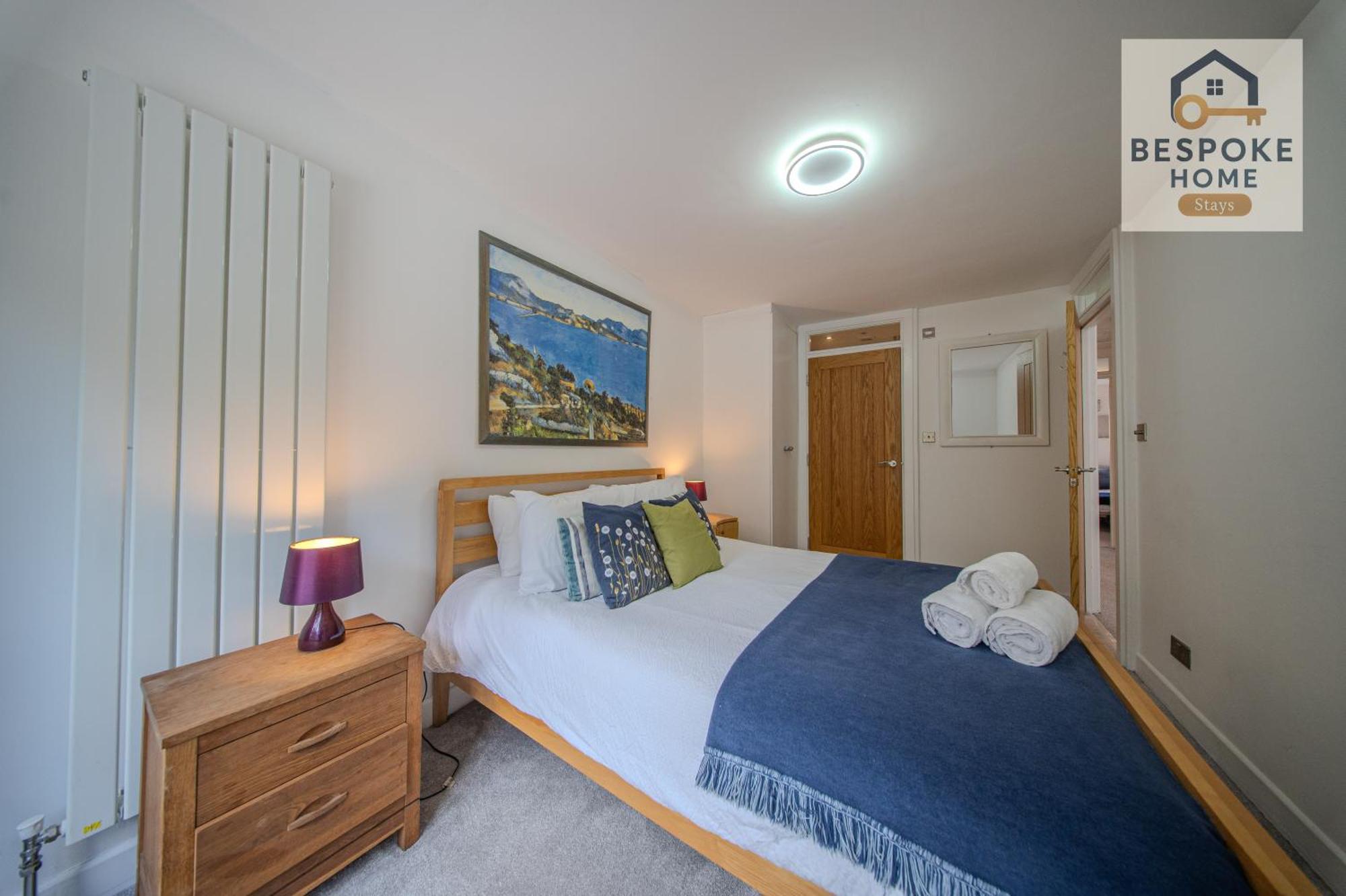 Modern 4 Bed 3 Bath House - 4 Groups With Free Parking - Central London Holiday home