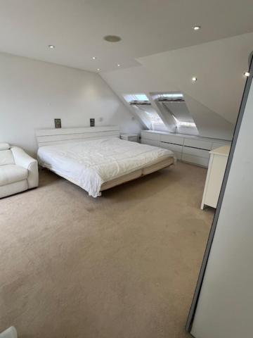 4 To 5 Bedroom Beautiful Sleeps 9-central Links