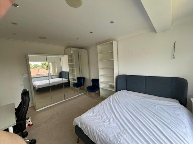 4 To 5 Bedroom Beautiful Sleeps 9-central Links