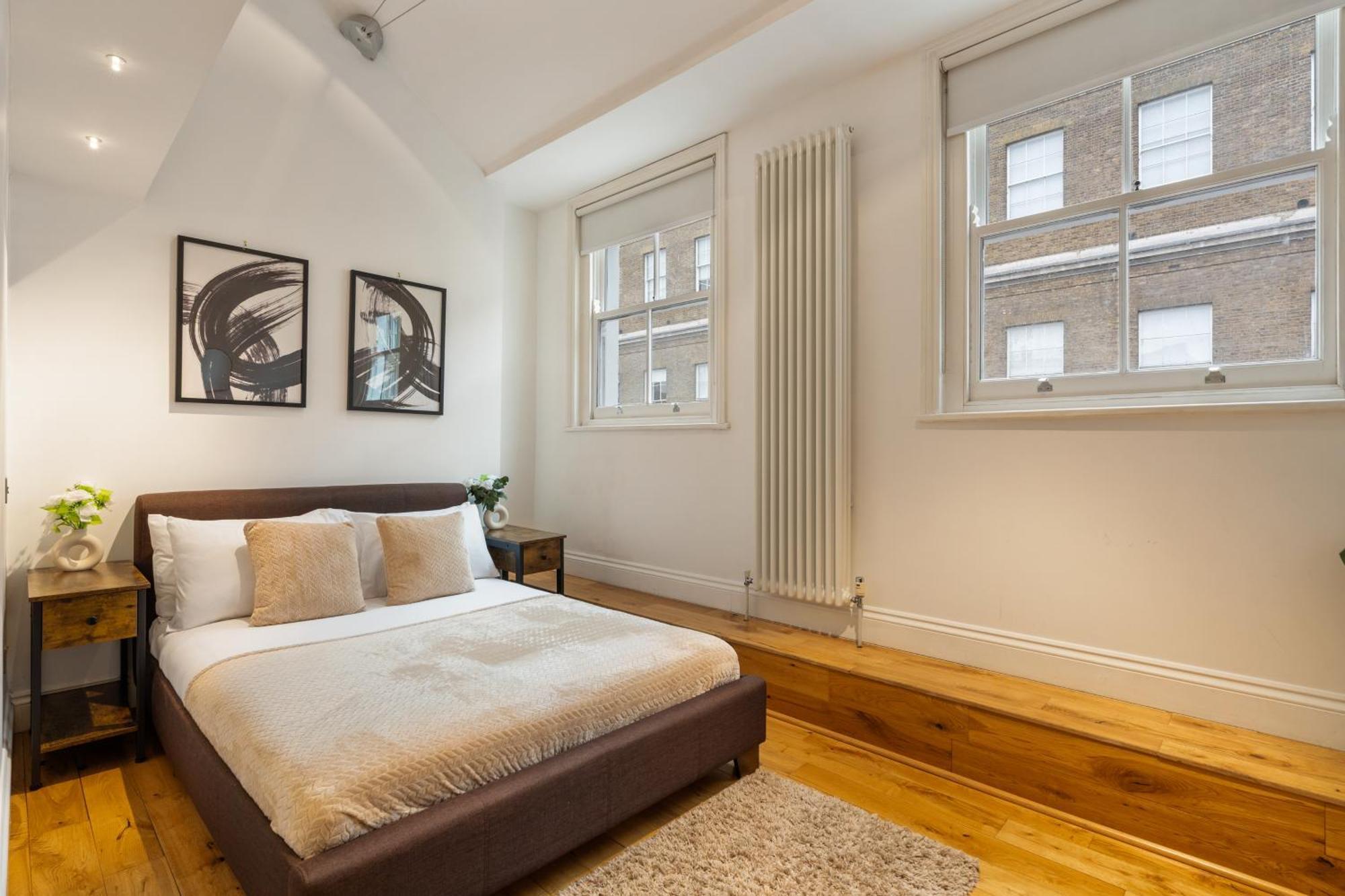 Hidden Gem In Location - Beautiful 2 Bed Apartment *