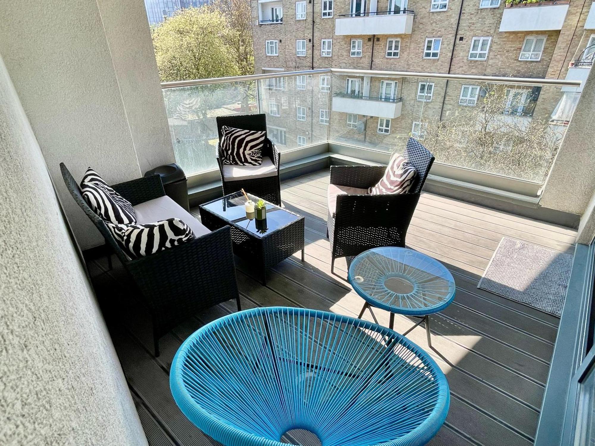 Modern & 3bedroom Flat With Pvt Balcony Steps From Regent's Park Apartment *