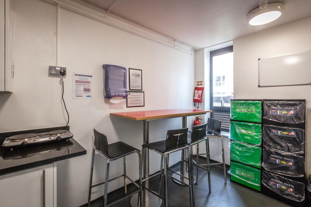 Lse Rosebery Hall * London