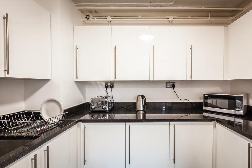 Apartment Lse Rosebery Hall London