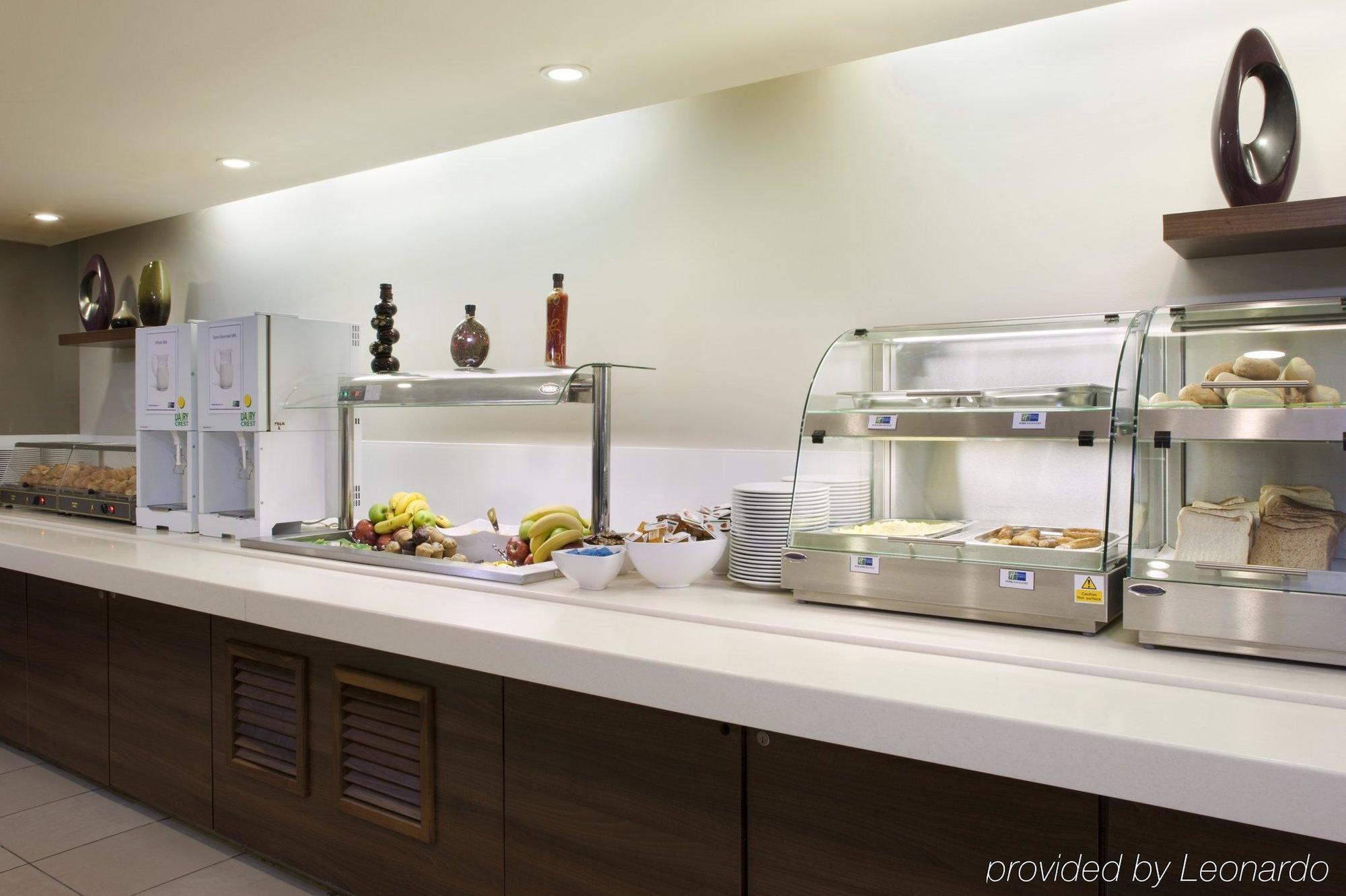Express Greenwich By Ihg Hotel 3*