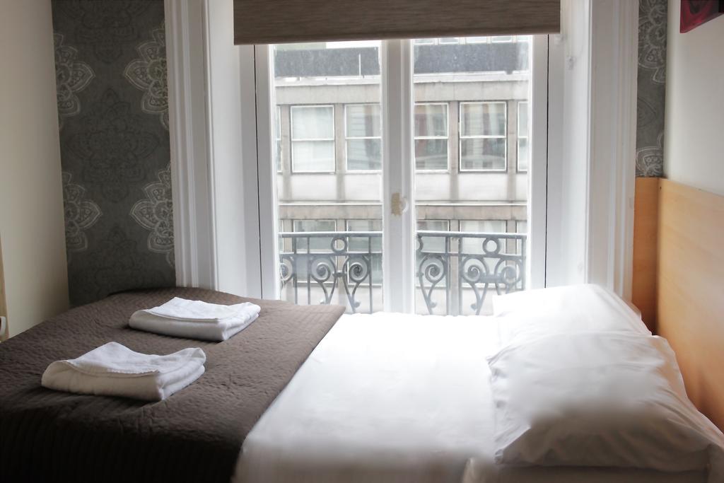 Guest house Metro London