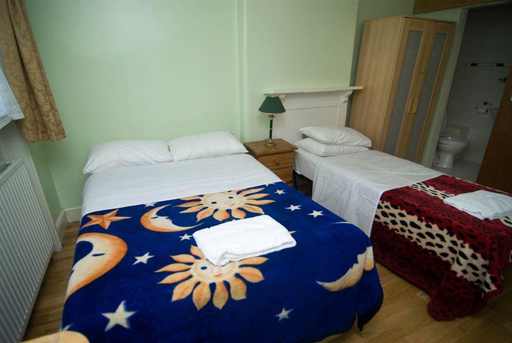 Ventures Bed & Breakfast London