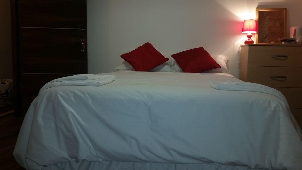 Paradise Accomodation Pensión Londres