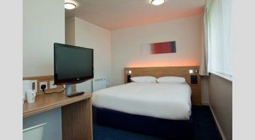 Travelodge Waterloo Hotel London