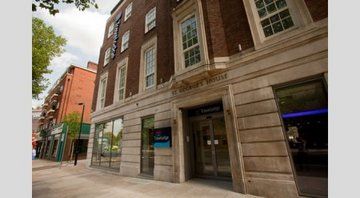 Travelodge Waterloo 3* London