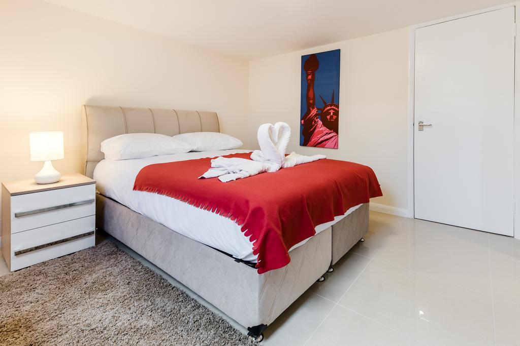 Commercial House Apartahotel Londres