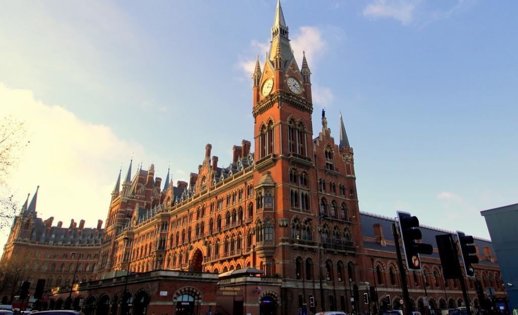 Kings Cross In Central * Londen