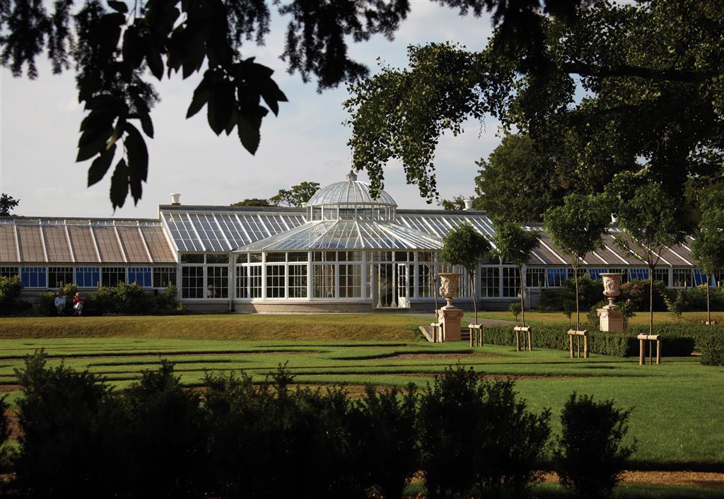 Western Chiswick Palace & Hotel London