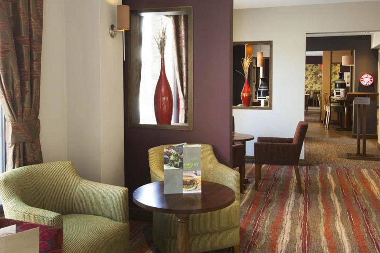 Premier Southwark Hotel 3*