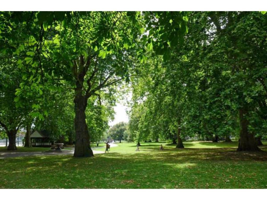 1 Double-bed Kennington-sk Accommodatie bij particulieren