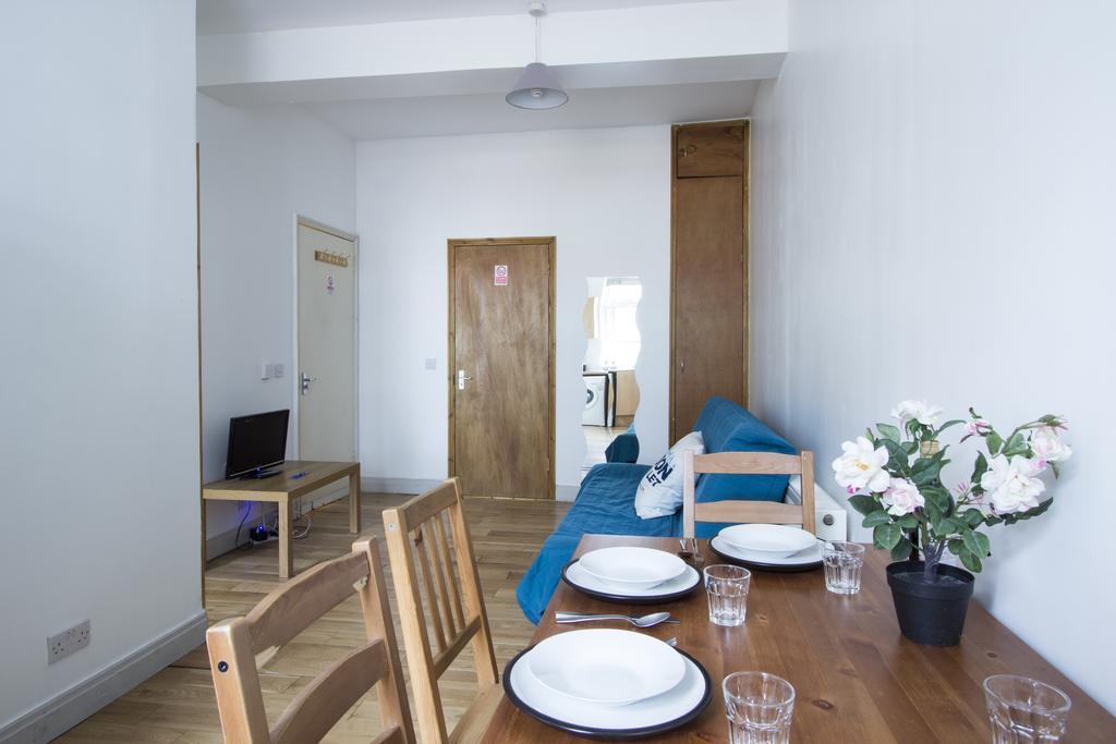 Apartment Kilburn Short