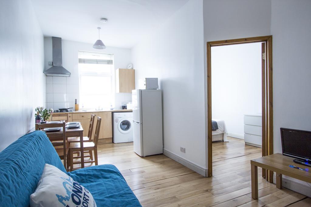 Apartment Kilburn Short