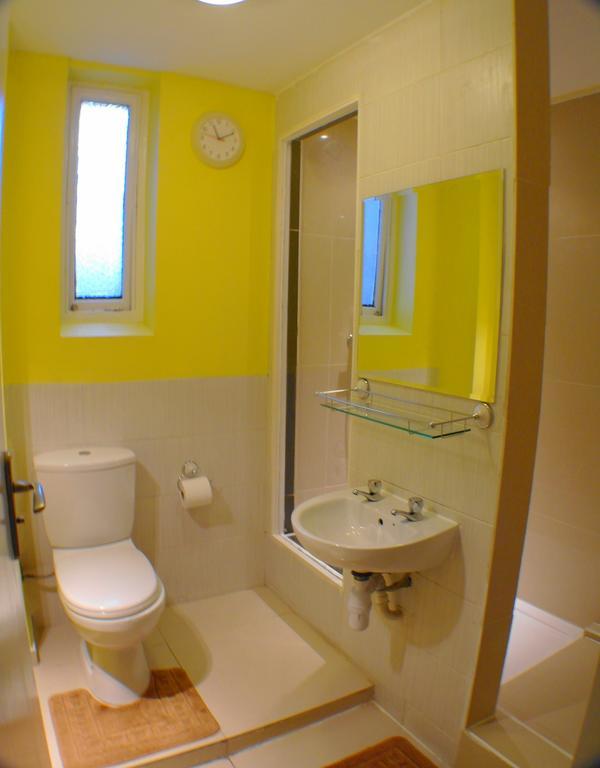 The Castle Bar Bed & Breakfast 2*