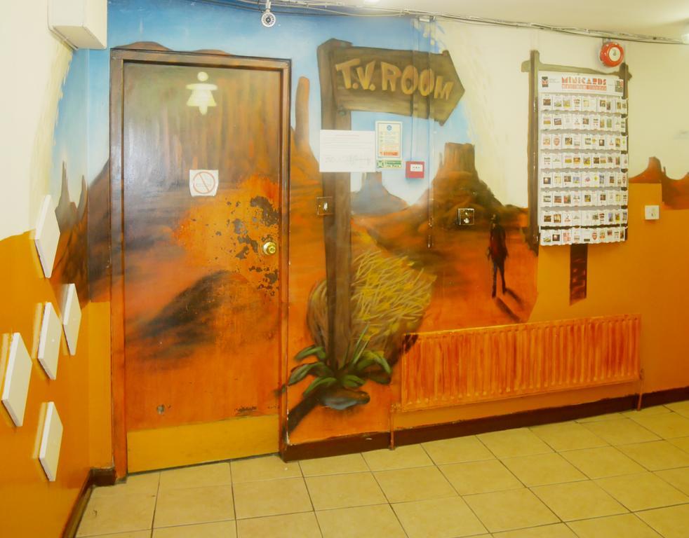 Hostal Kensal Backpackers 2 *