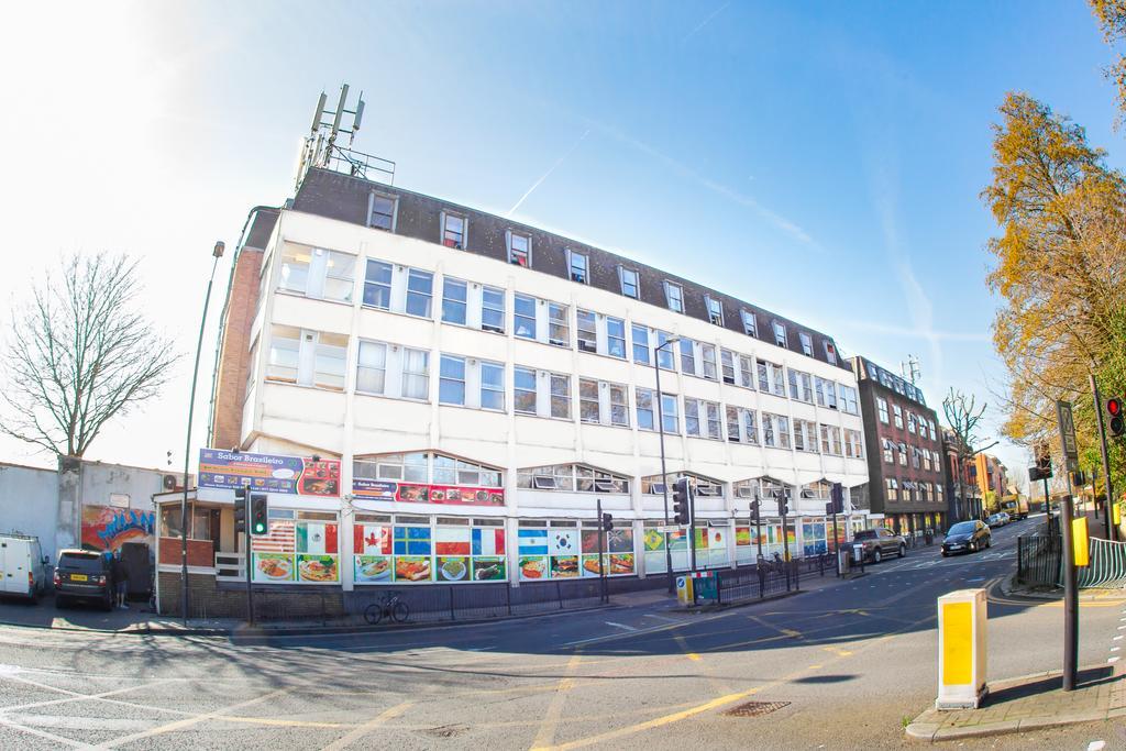 Hostal Kensal Backpackers 2