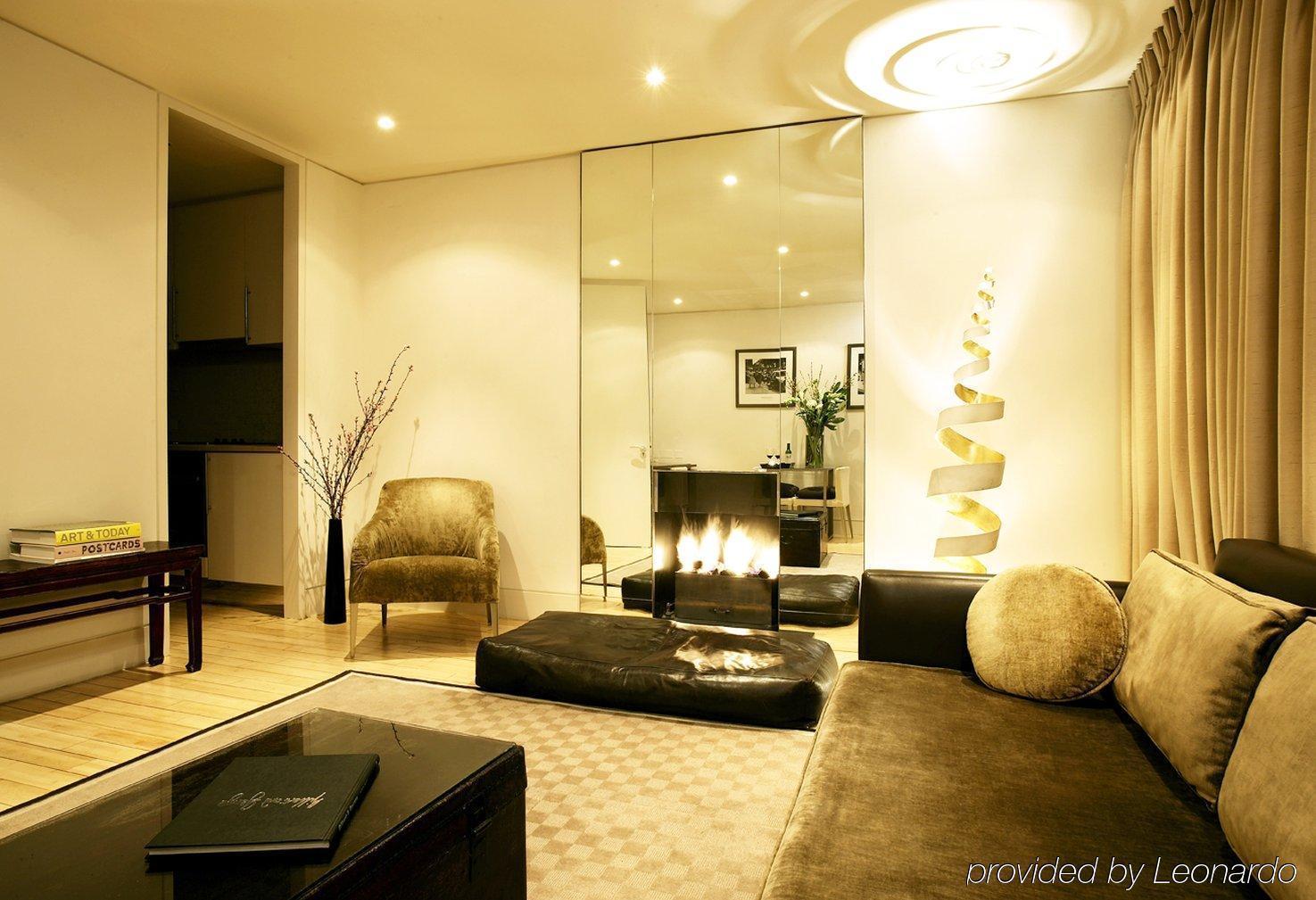 No.5 Maddox Street Aparthotel 4*